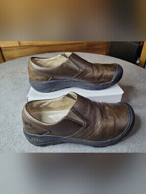 Keen Shoes Mens Size 11 Brown Leather Slip On Hiking Work Loafers 13009-SHTK